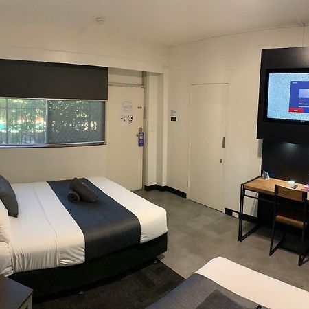 The Stuart Hotel-Motel 凯萨琳 外观 照片