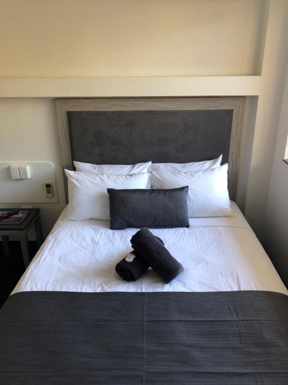 The Stuart Hotel-Motel 凯萨琳 外观 照片