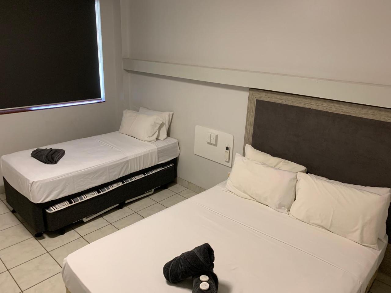 The Stuart Hotel-Motel 凯萨琳 外观 照片